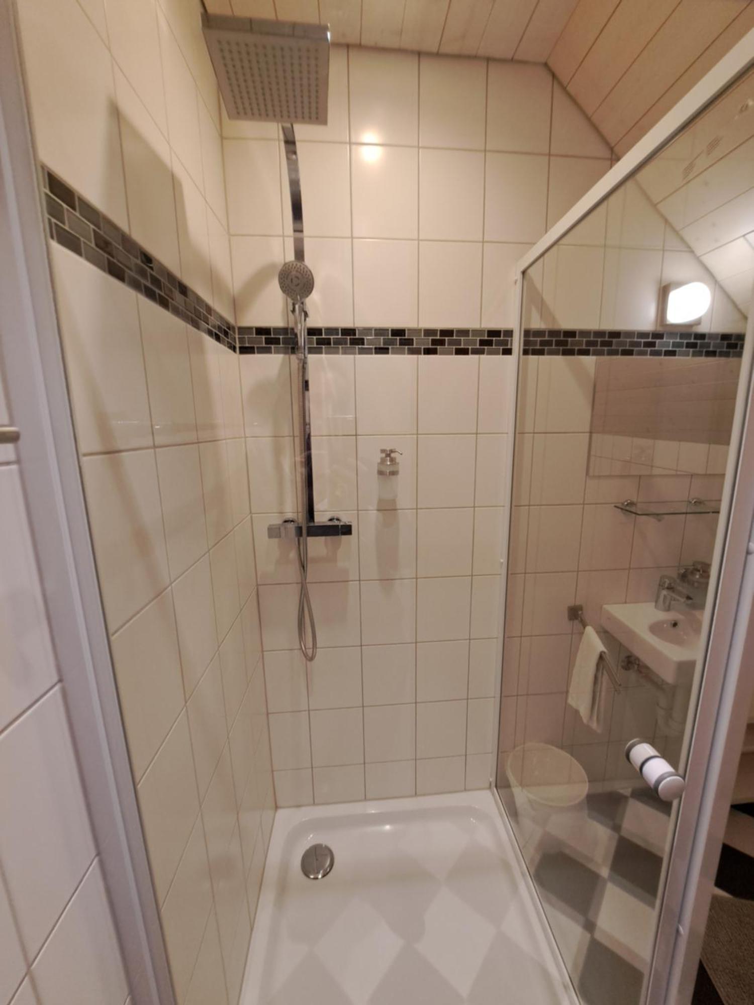 Good Bed Aarwangen Apartment Exterior foto